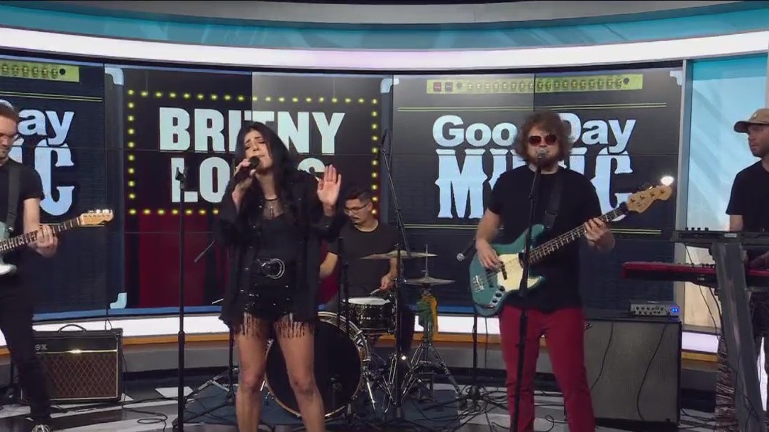 Britny Lobas performs 'Marina'