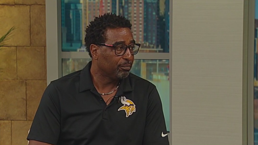 Hall of Famer Cris Carter on Salvation Army fundraiser