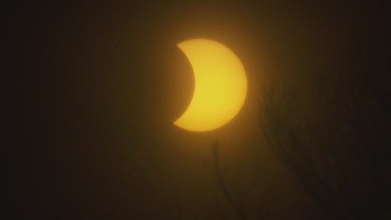 Trump rolls out plans to put nuclear reactor on the moon