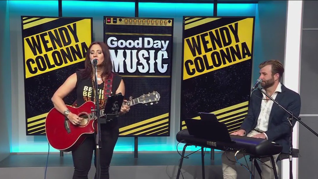Wendy Colonna performs 'This Precious Love'