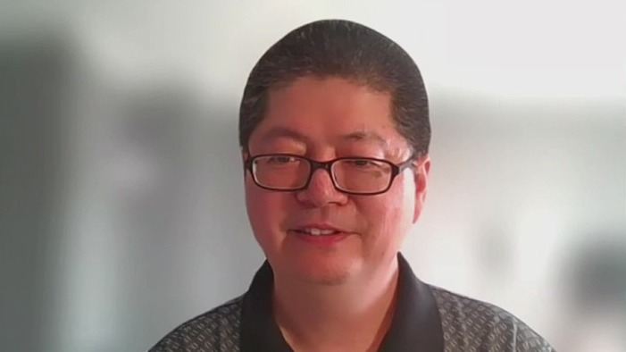 Solar snow fences generate electricity