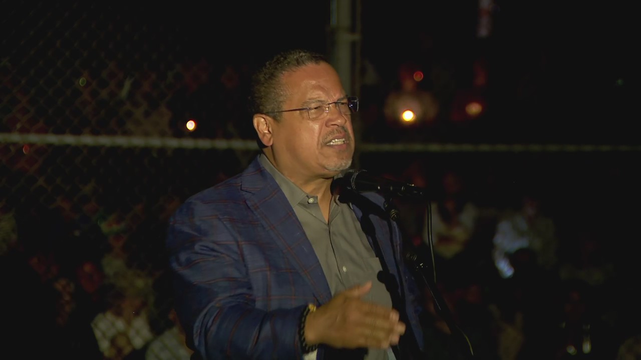 Keith Ellison: 'I?m thinking about a national ban on assault rifles'
