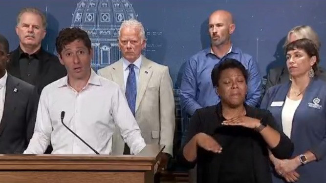 Minnesota politicians want increased gun control