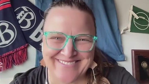 Women's sports only bar celebrates the Lynx win