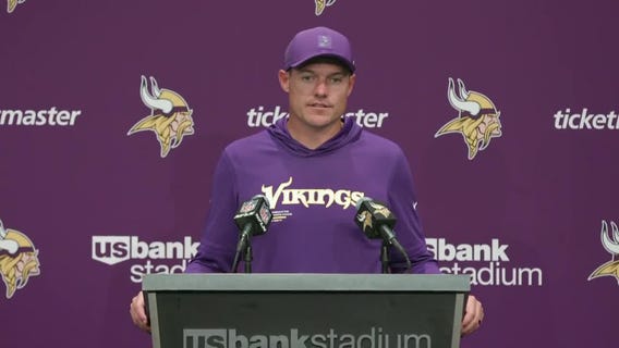 Kevin O'Connell reacts after Vikings beat Bengals, 48-10 [FULL]