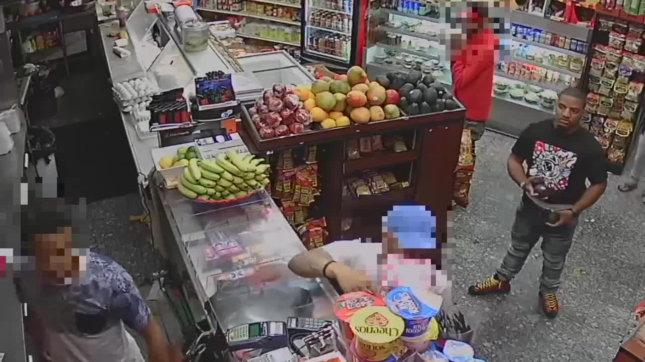 VIDEO: Assault with avocados