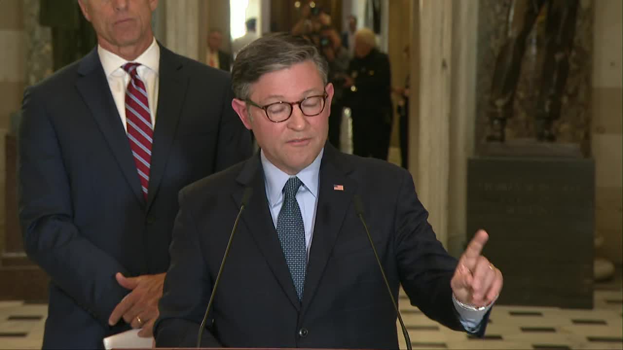 Speaker of the House Johnson addresses shutdown [FULL]