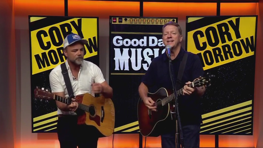 Cory Morrow performs '21 Days'