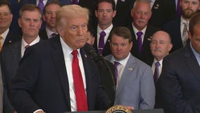 Government shutdown: Trump meeting with GOP leaders