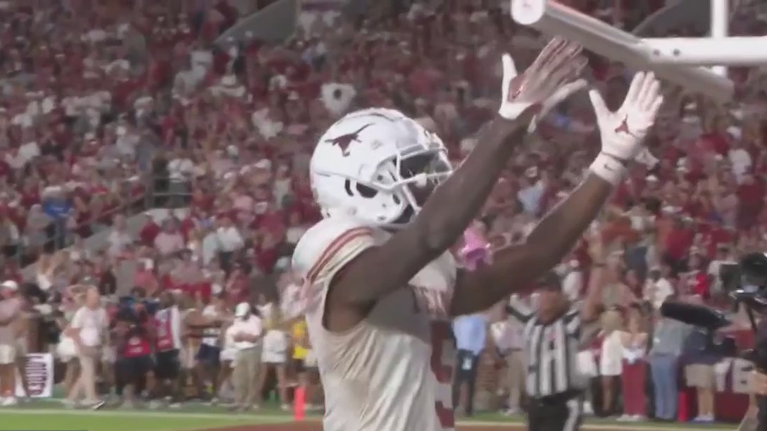Texas Longhorns upset Crimson Tide 34-24