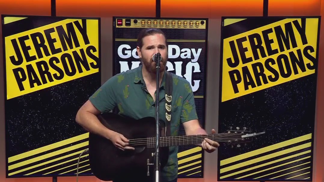 Jeremy Parsons performs 'Life Worth Dyin' For'