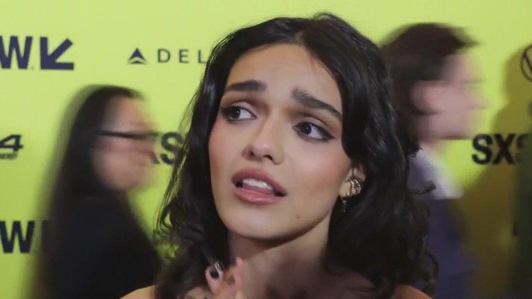 SXSW 2024: 'Y2K' premieres with red carpet