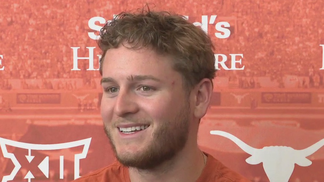 Texas football QB Quinn Ewers returns