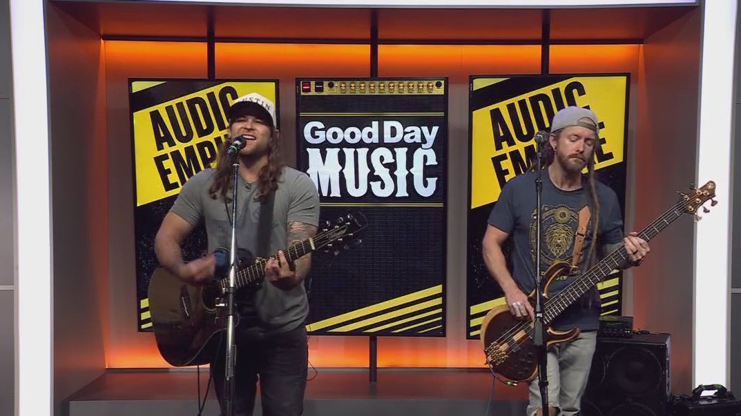 Audic Empire performs 'Love, Hate & Pain'