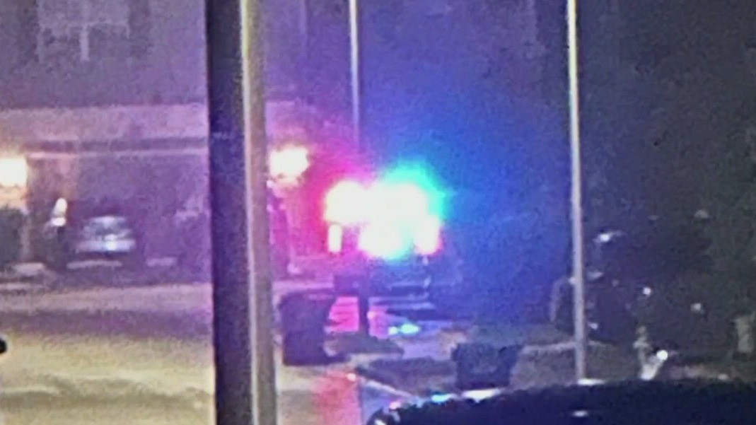 Suspects at-large after carjacking in Leander