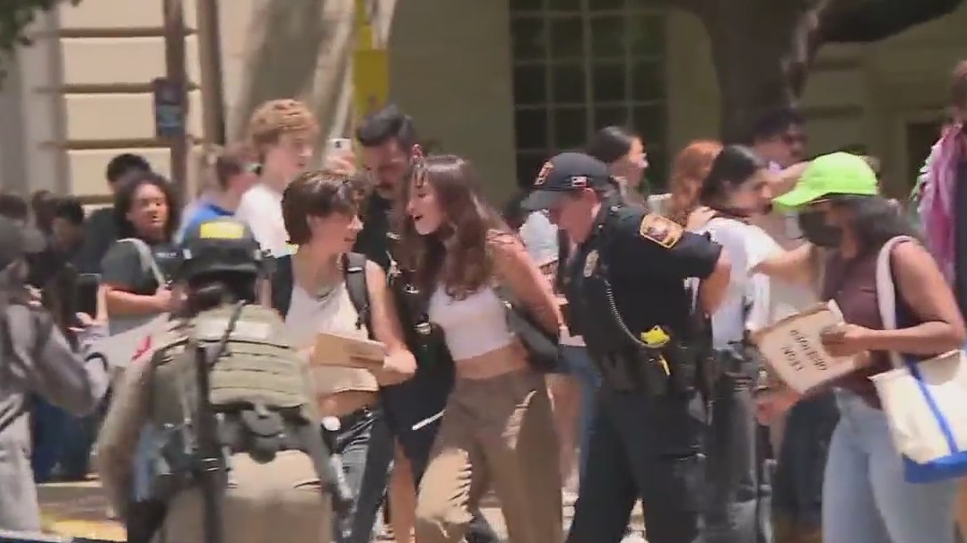 Protesters arrested at UT Austin