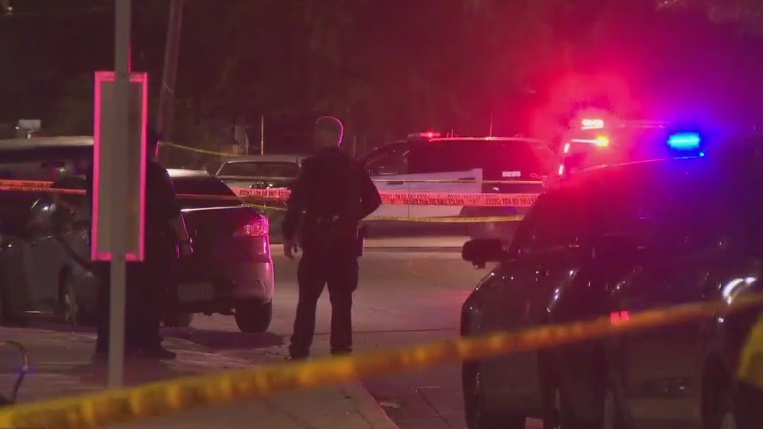 North Austin murder suspect still at large