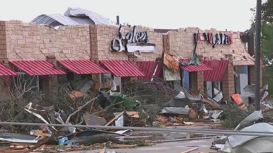 Texas weather: Temple rebuilds after tornado