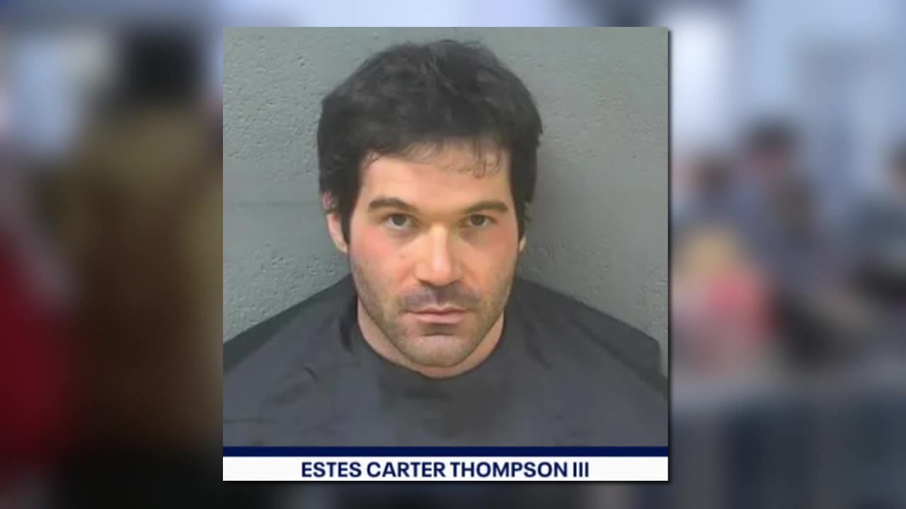 Girl secretly recorded using plane restroom