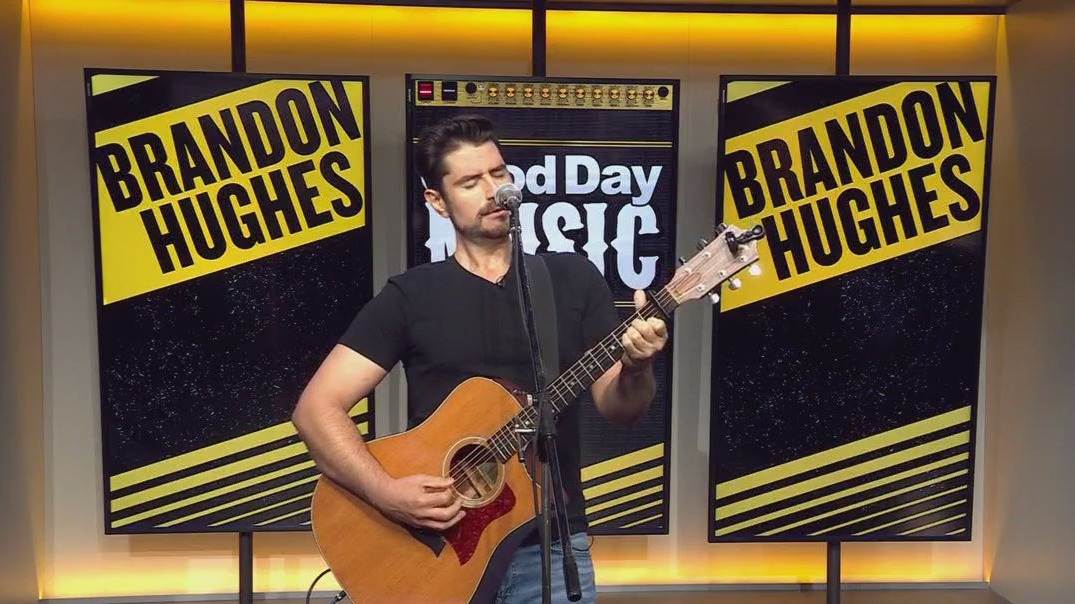 Brandon Hughes performs 'Just Breathe'