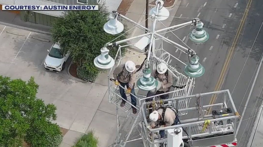 Austin moontower gets upgrade