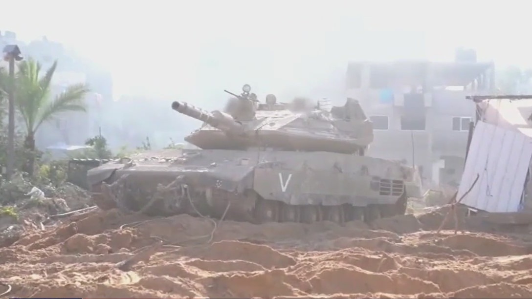 Israel advances in Rafah as locals flee