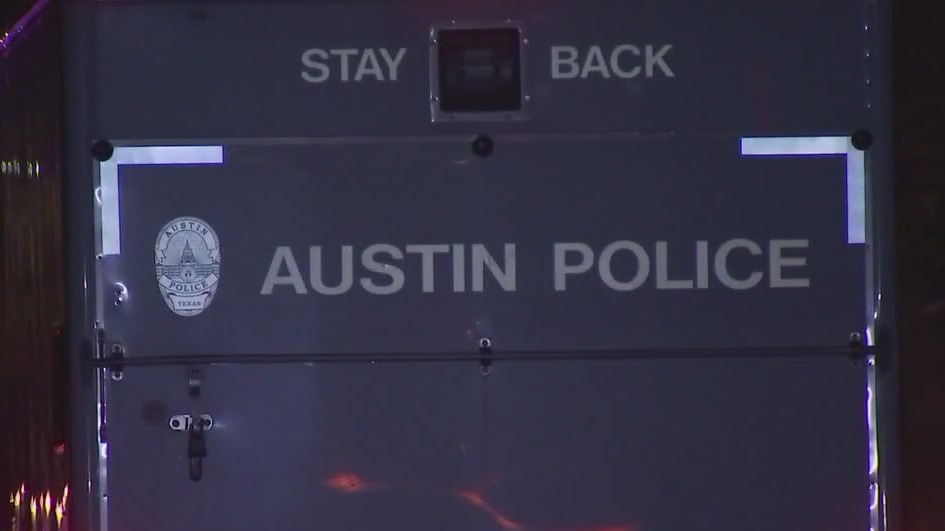 APD officer preparing for trial for shooting