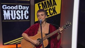 Emma Zeck performs "Marigold"