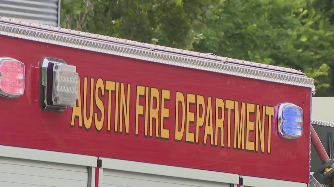 2 people dead after South Austin house fire