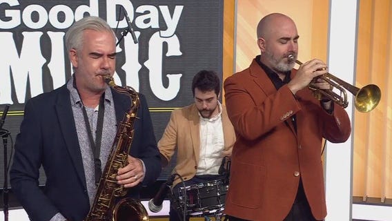 Elias Haslanger and Mike Sailors perform in studio