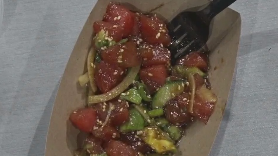 Poke-Poke makes its signature dish and talks ACL