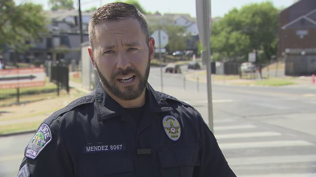 Police investigating double homicide in SE Austin