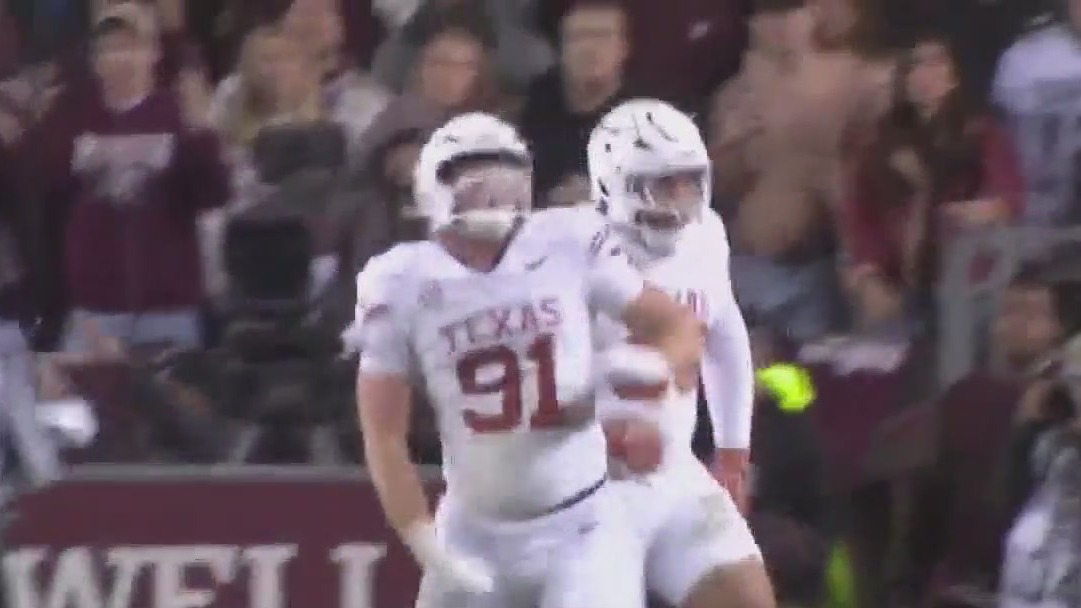 Fans react to Texas Longhorns win