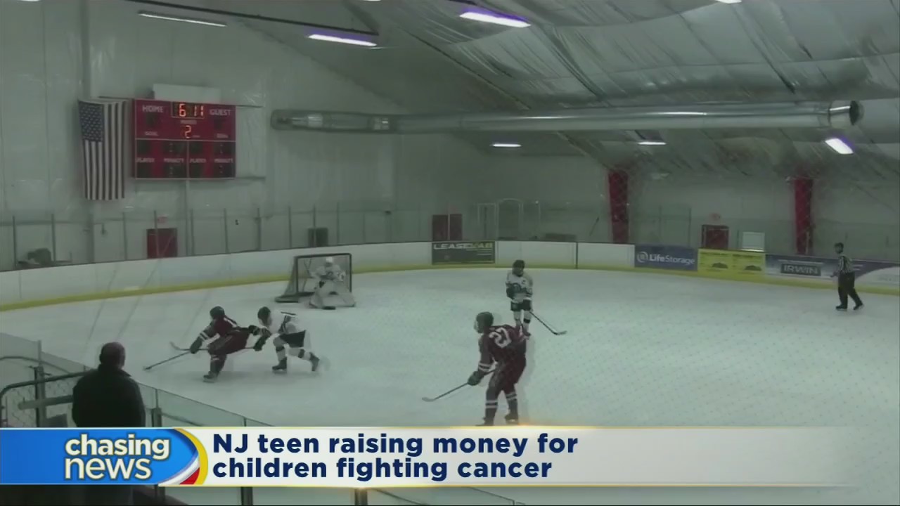 Teen hockey player raises money for children fighting cancer