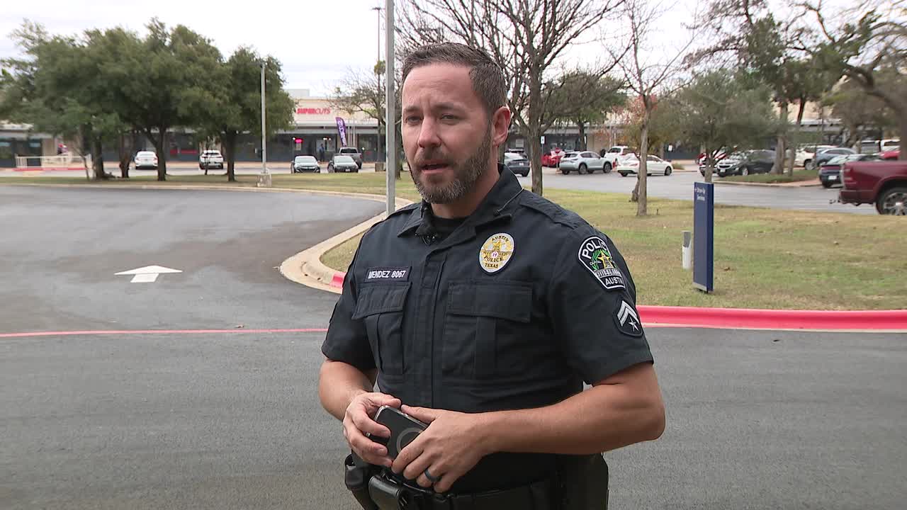 Bomb threat at H-E-B: Austin police update