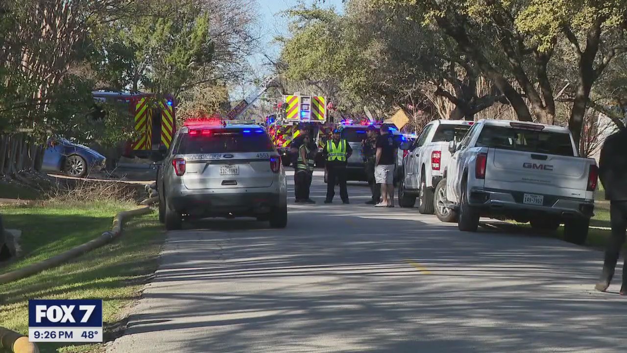 Lakeway mobile home fire under investigation