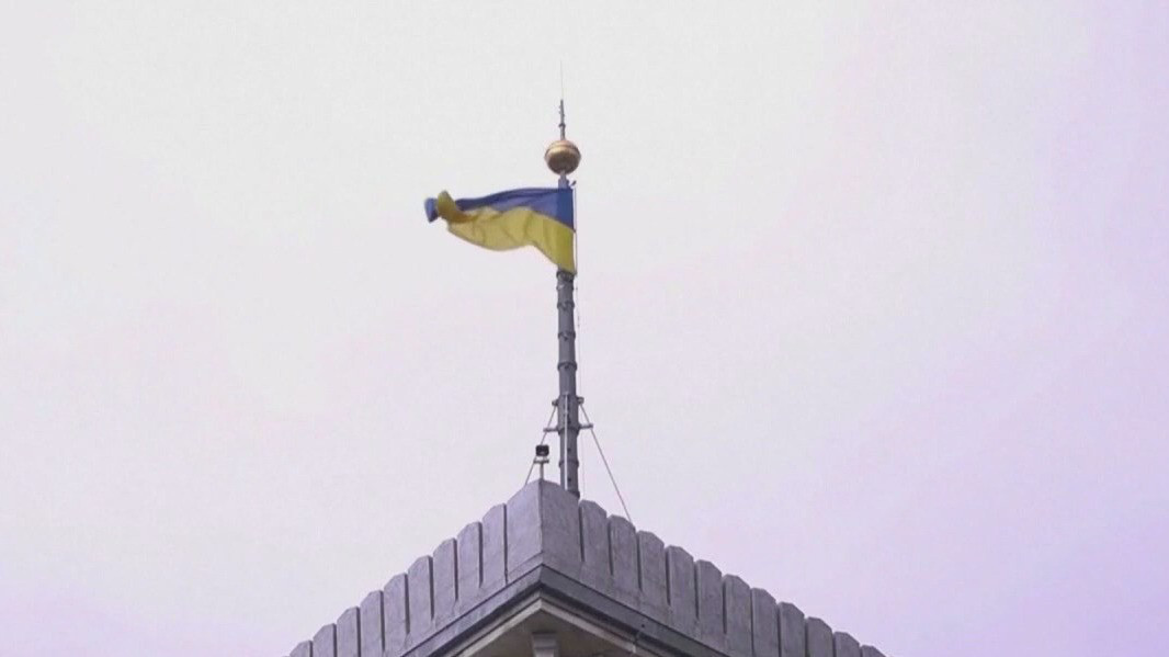 Trump weakens U.S. relationship with Ukraine