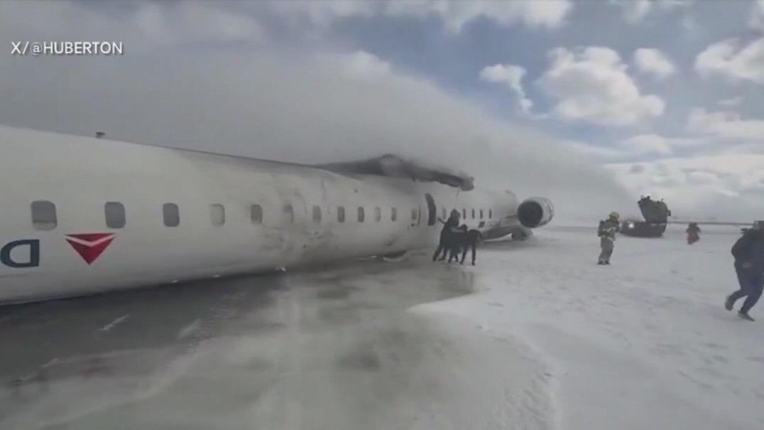 Texas man sues Delta Airlines after plane crash