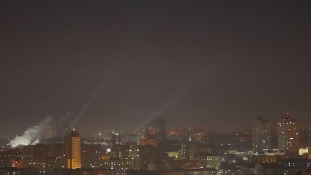 Russia unleashes heavy attacks on Ukraine