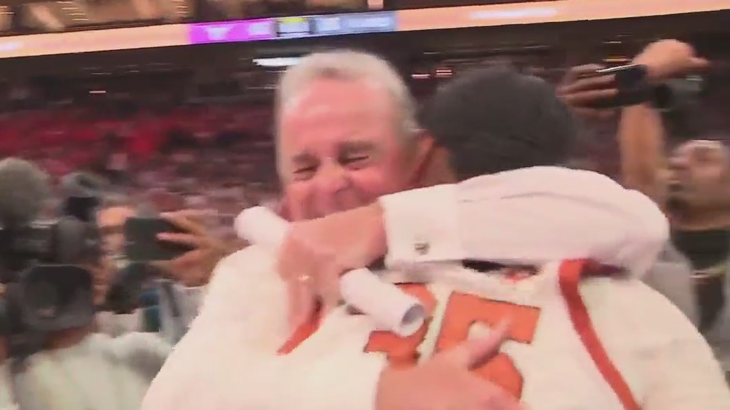 SEC honors UT women's basketball coach, star player