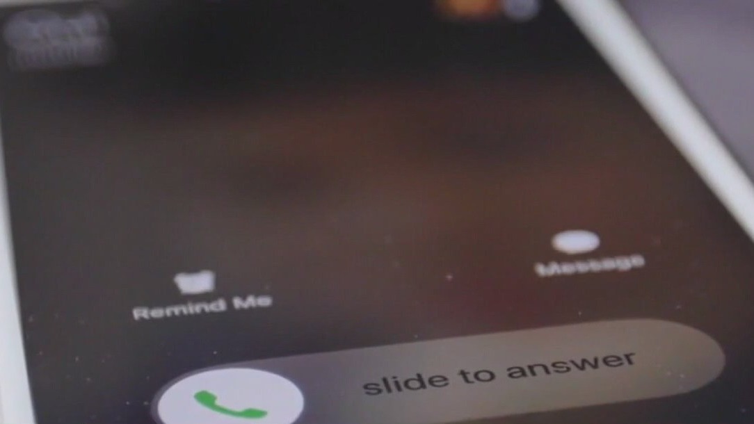 Bill to ban phones in schools gets traction