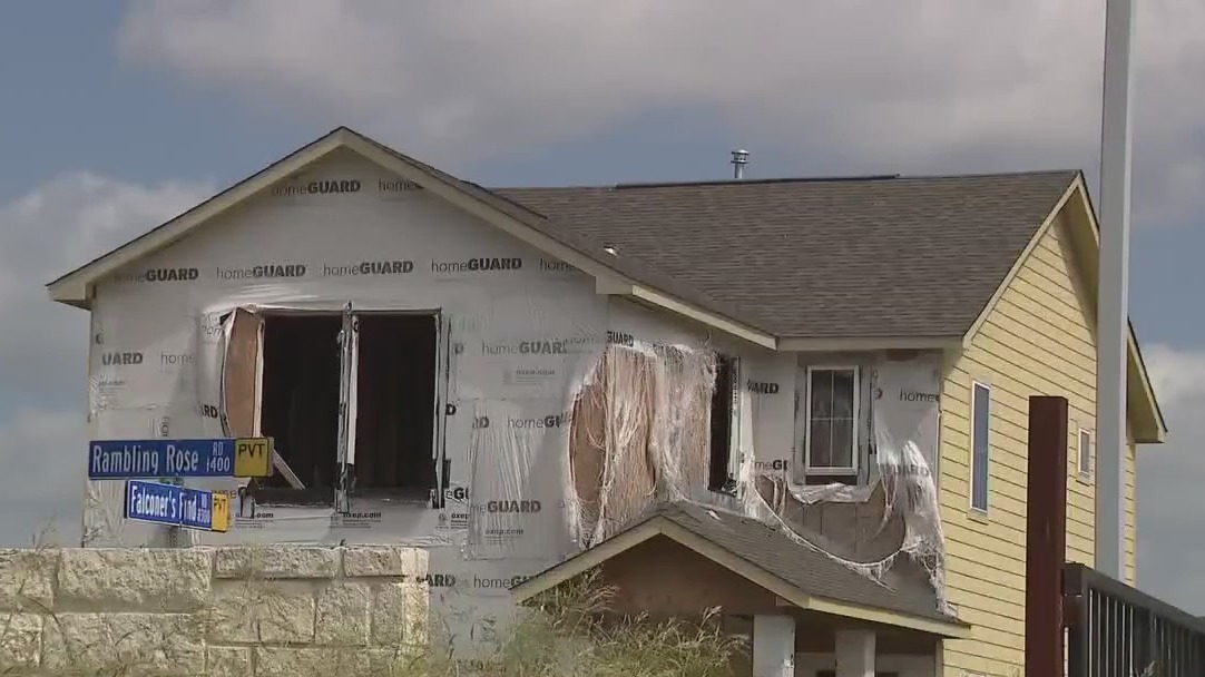 'Ghost neighborhood' in South Austin demolished