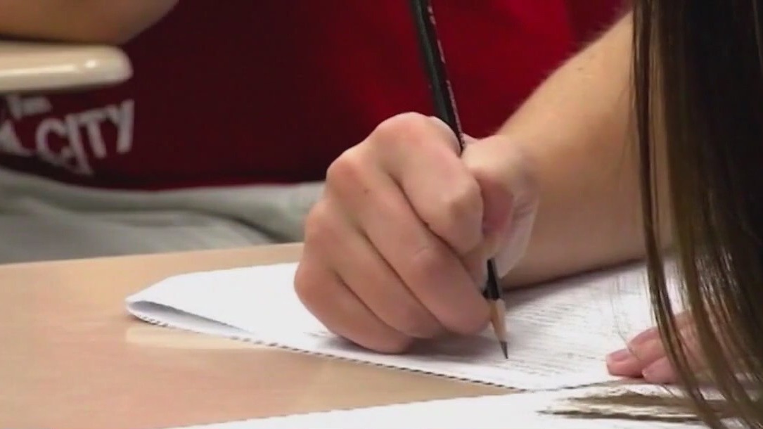 Texas lawmakers push for religion in schools