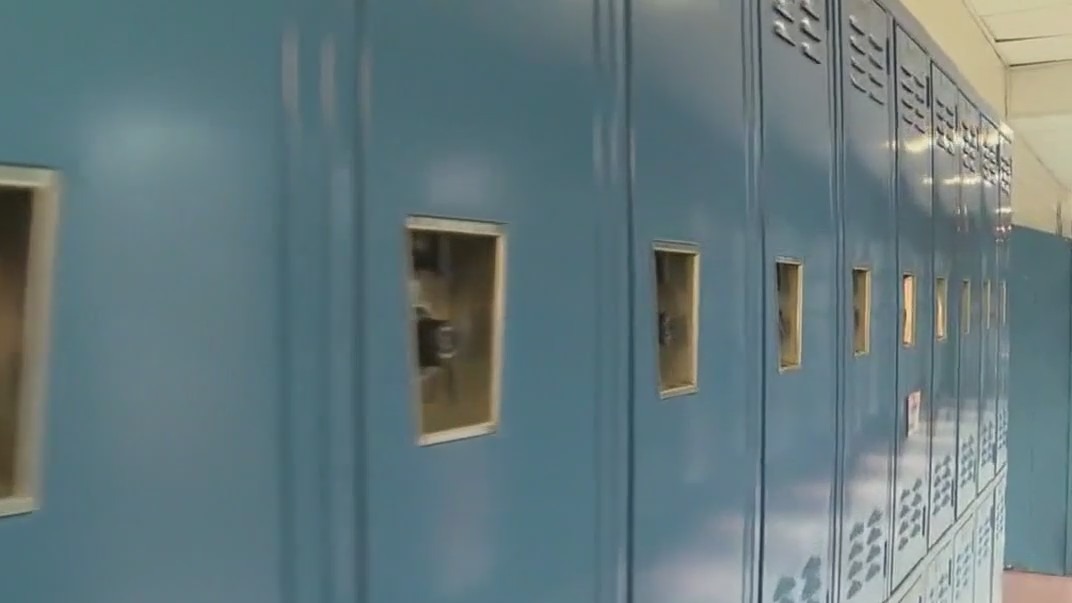 Trump dismantles Department of Education