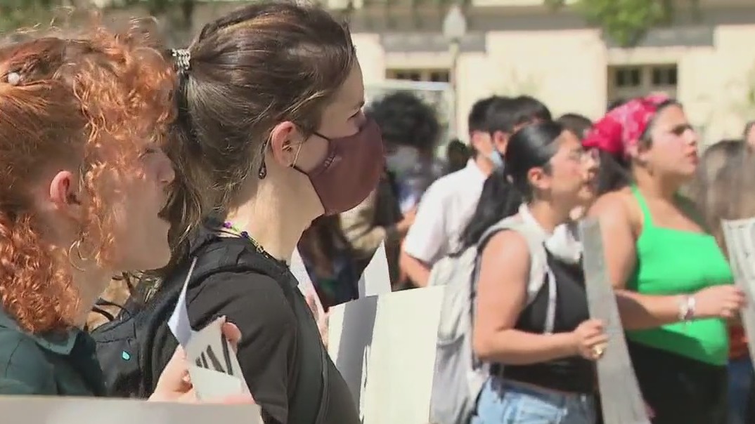 UT students protest mass deportations