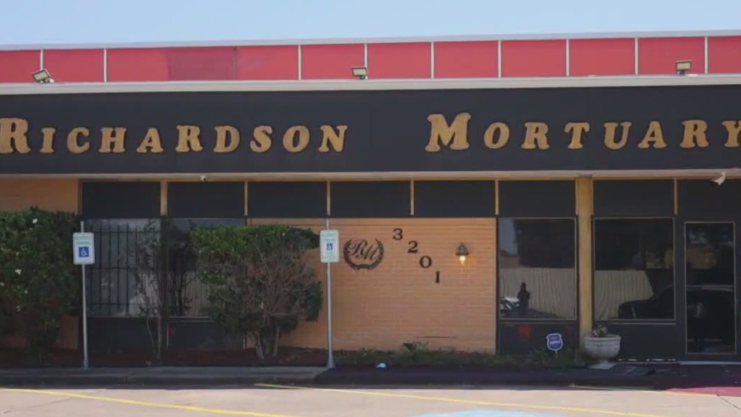 Houston mortuary shut down