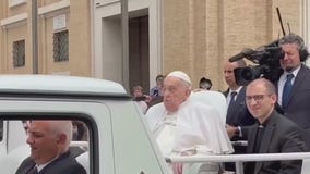 Pope Francis' surprise Easter appearance