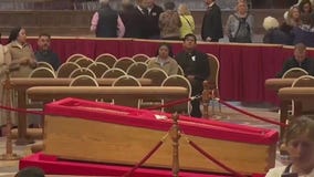 Pope Francis public viewing begins