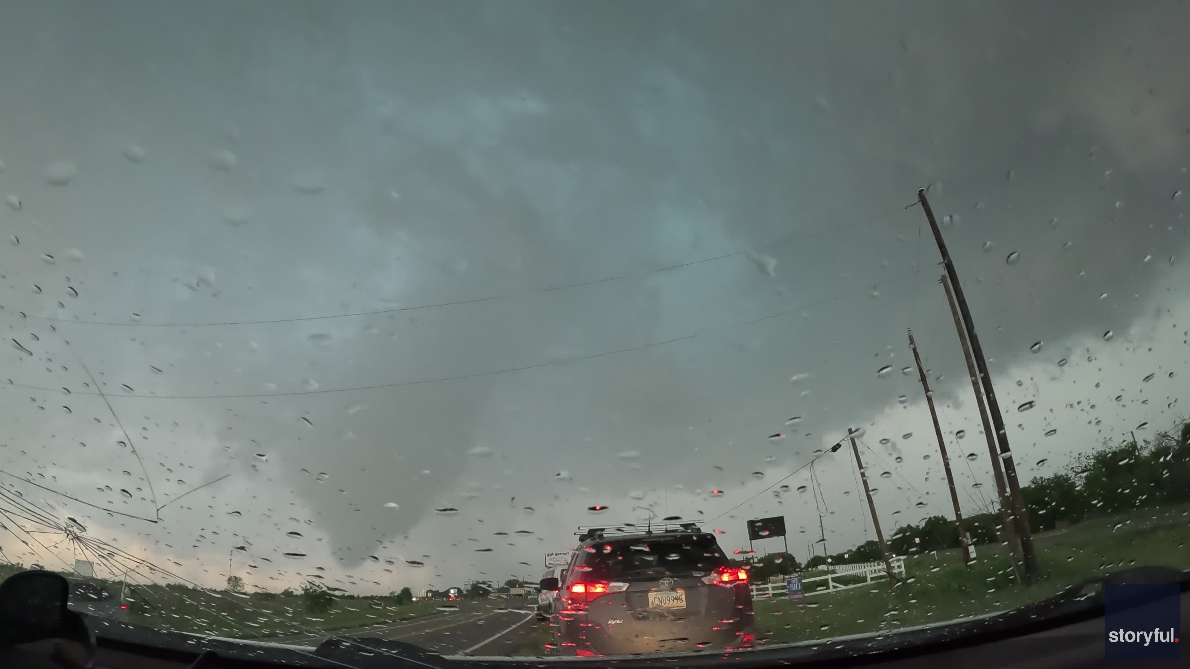 Video of tornado near Briggs, Texas