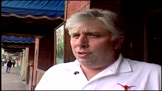 Smoking ban begins in Austin in 2005